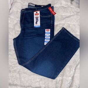 BEAND NEW MENS WRANGLERS